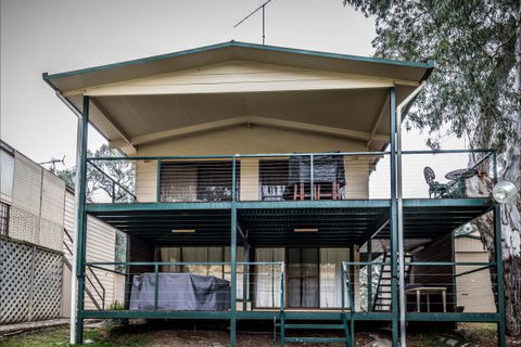 River Shack Rentals - Living The Dream - Port Augusta Accommodation 2