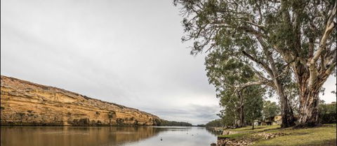 River Shack Rentals - Living The Dream - Port Augusta Accommodation 4