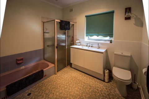 River Shack Rentals - Living The Dream - Port Augusta Accommodation 66