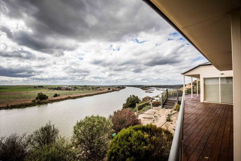 River Shack Rentals - Living The Dream - Port Augusta Accommodation 26
