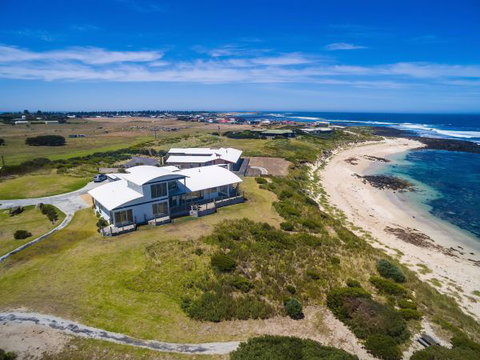 Mr - Port Augusta Accommodation 0