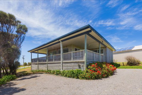 Mr - Port Augusta Accommodation 6