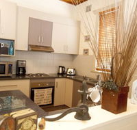 Anderl's Beach Cottage - Port Augusta Accommodation