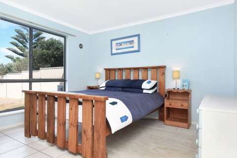 Ambergris - Port Augusta Accommodation 6