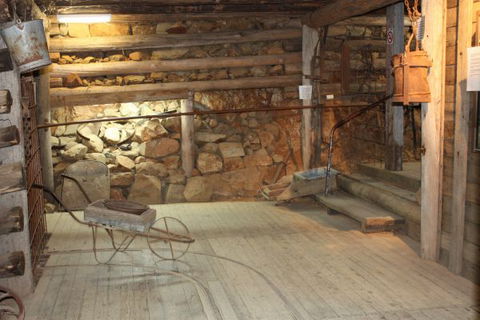 Gold Mine Guesthouse - Port Augusta Accommodation 6