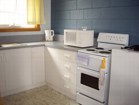 Castaway Holiday Apartments - Port Augusta Accommodation 1
