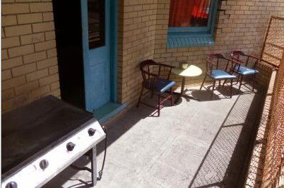Cambridge Hotel Backpackers - Port Augusta Accommodation 3