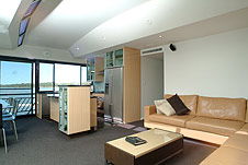 Whitewater Houseboat - Port Augusta Accommodation 2