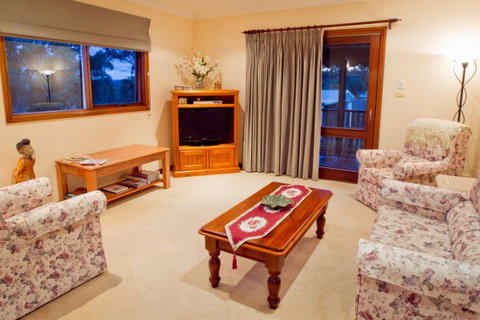 Camden Hillview - Port Augusta Accommodation 4