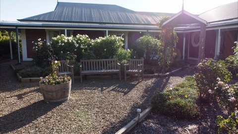Bed & Breakfast At Tiffany's - Port Augusta Accommodation 0