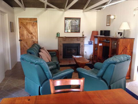 Avaleigh Elms Farmstay - Port Augusta Accommodation 4