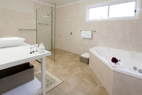 Brookfield Guesthouse - Port Augusta Accommodation 6
