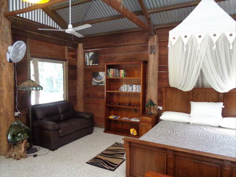 Byfield Cabins On Waterpark Creek - Port Augusta Accommodation 2