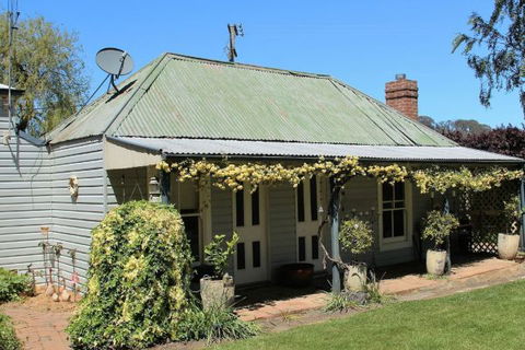 Drayshed Cottage - Port Augusta Accommodation 0