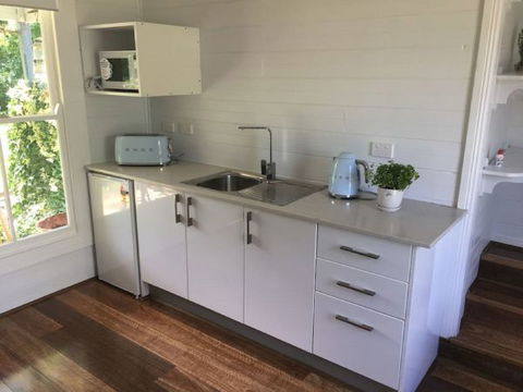 Drayshed Cottage - Port Augusta Accommodation 6
