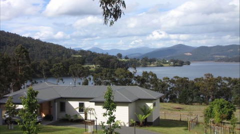 Huon River Cottage - Port Augusta Accommodation 0