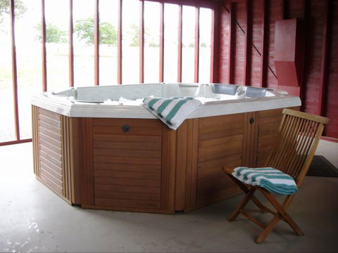 Lochinver Farm Homestead And Cottages - Port Augusta Accommodation 8
