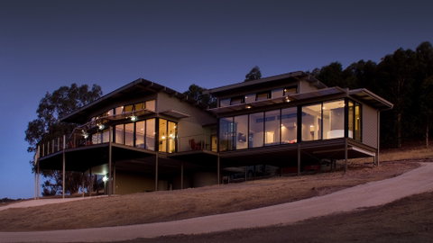 McLaren Eye - Port Augusta Accommodation 0
