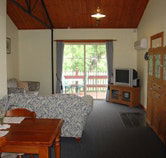 The Old Oak Bed and Breakfast - The Shearing Shed - Port Augusta Accommodation