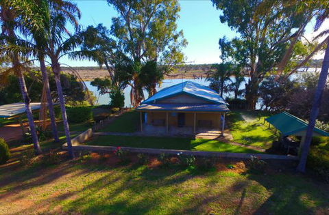 Mundic Waterfront Cottages - Port Augusta Accommodation 2