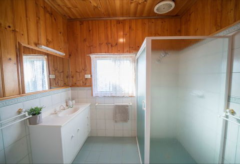 Mundic Waterfront Cottages - Port Augusta Accommodation 9