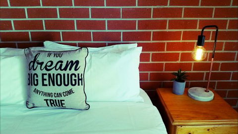 Pyrenees Motel - Port Augusta Accommodation 0
