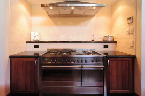 Reign Manor And Coach House - Port Augusta Accommodation 3