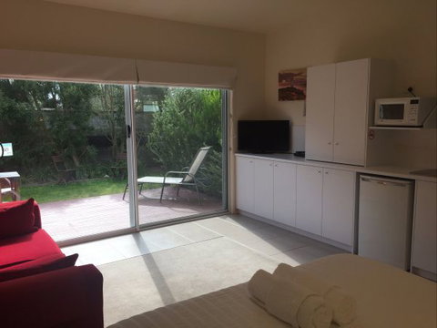 Springtide Studio Apartments - Port Augusta Accommodation 7