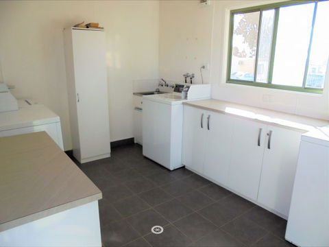 Wagga Wagga Tourist Park - Port Augusta Accommodation 5