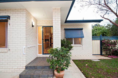 Rosies Cottage - Port Augusta Accommodation 2