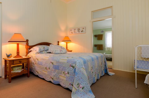 Albion Cottage - Port Augusta Accommodation 3