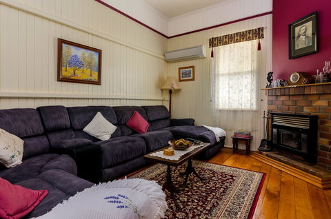 Albion Cottage - Port Augusta Accommodation 7