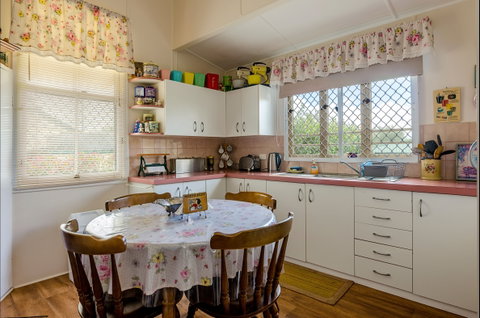 Albion Cottage - Port Augusta Accommodation 8