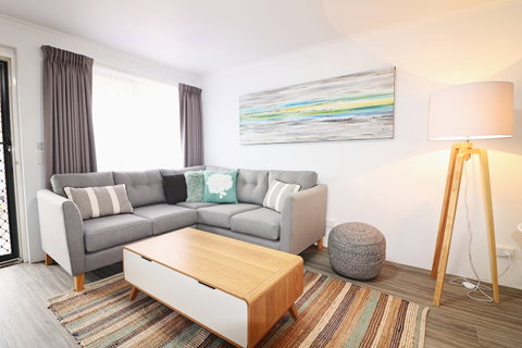 Aquarius Merimbula - Port Augusta Accommodation 0