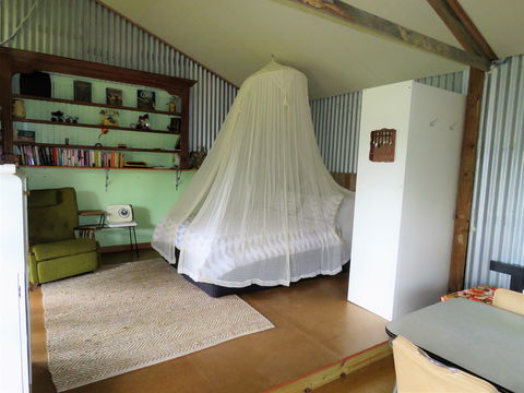 Fig Tree Retro Studio - Port Augusta Accommodation 5