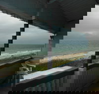 Rose's Beach House - Port Augusta Accommodation