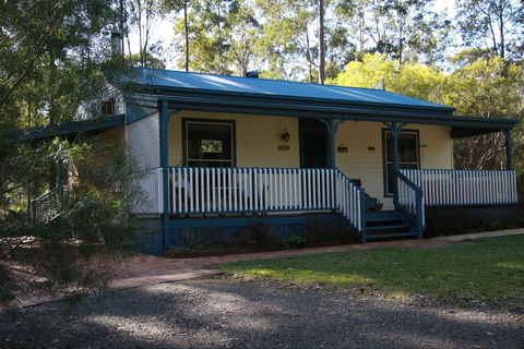 Telegraph Retreat Cottages - Port Augusta Accommodation 1