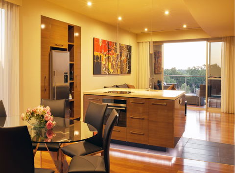 The Frames - Luxury Riverland Accommodation - Port Augusta Accommodation 4