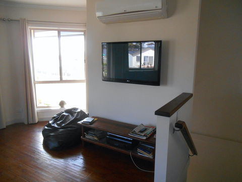 The Breezeway - Port Augusta Accommodation 3
