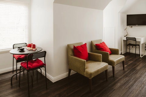 The Loft At Denver - Port Augusta Accommodation 6