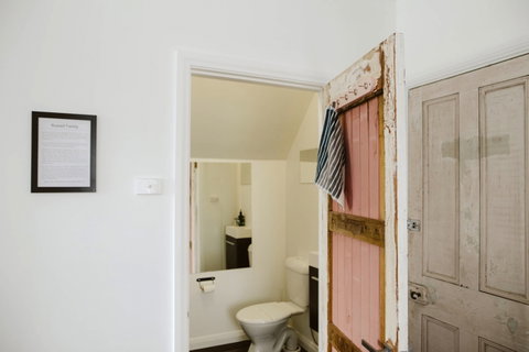 The Loft At Denver - Port Augusta Accommodation 7