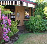 Willowlake Cottages