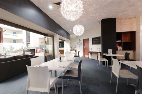 Atrium Hotel Mandurah - Port Augusta Accommodation 8
