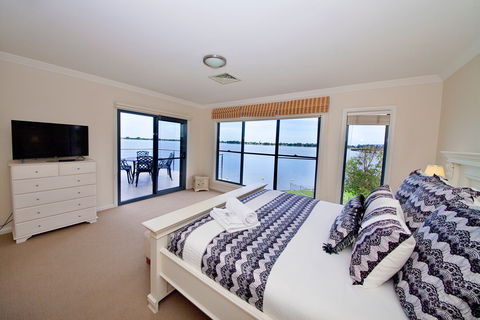 Brookwater - Port Augusta Accommodation 1