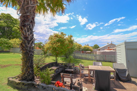 Embrace Cottage At Catherine Hill Bay - Port Augusta Accommodation 1