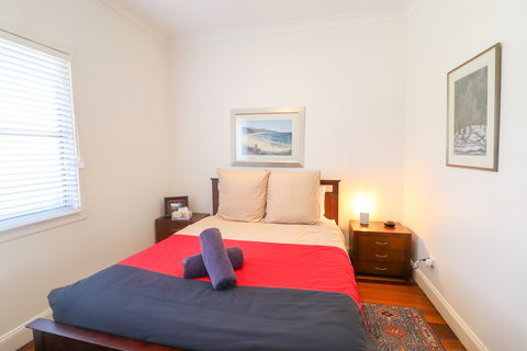 Embrace Cottage At Catherine Hill Bay - Port Augusta Accommodation 4