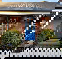 La Maison Riviere - The River House Bed and Breakfast - Port Augusta Accommodation