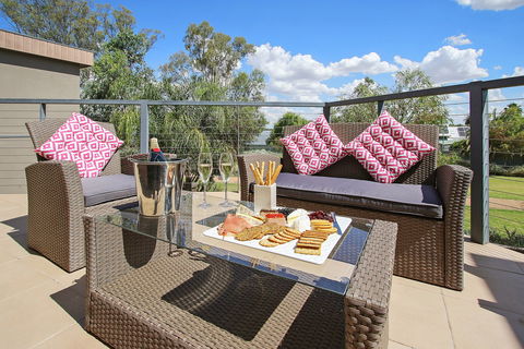 Mulwala Townhouse Two - Port Augusta Accommodation 1