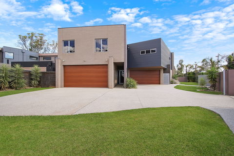Mulwala Townhouse Two - Port Augusta Accommodation 9
