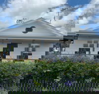 Rest and Nest  Sid's Place - Port Augusta Accommodation